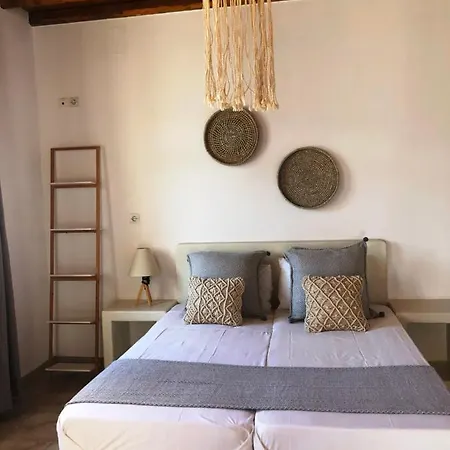 Holiday home Vrachos House By The Sea *