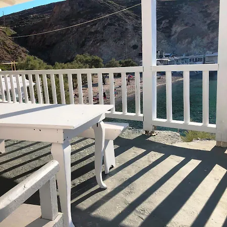 Holiday home Vrachos House By The Sea Firopotamos
